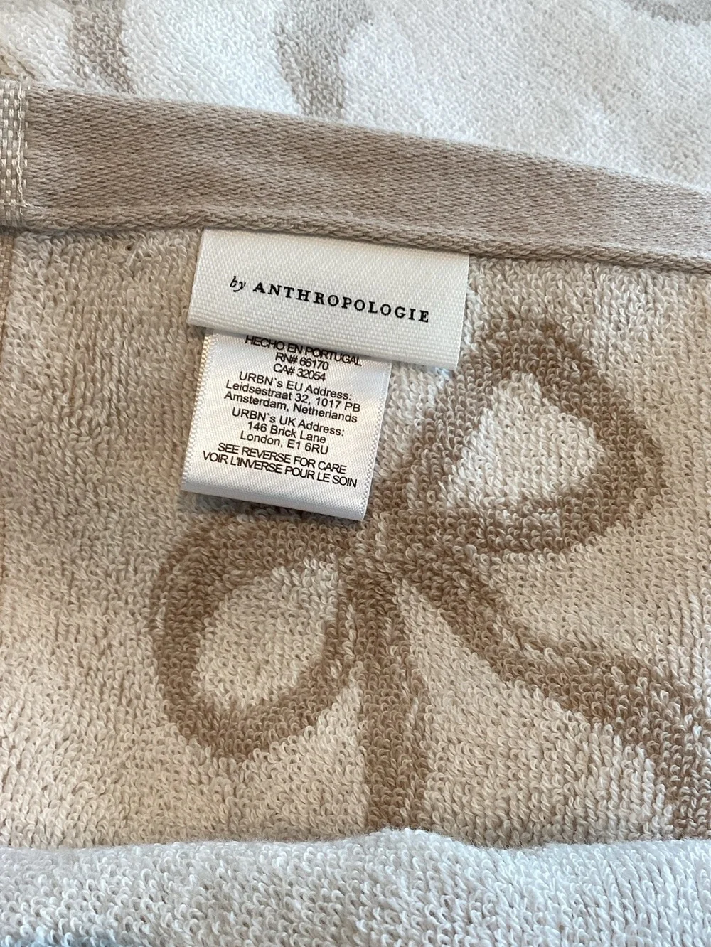 🎀Anthropologie Hand Towel Bath Neutral Icon Bow Pattern Portugal